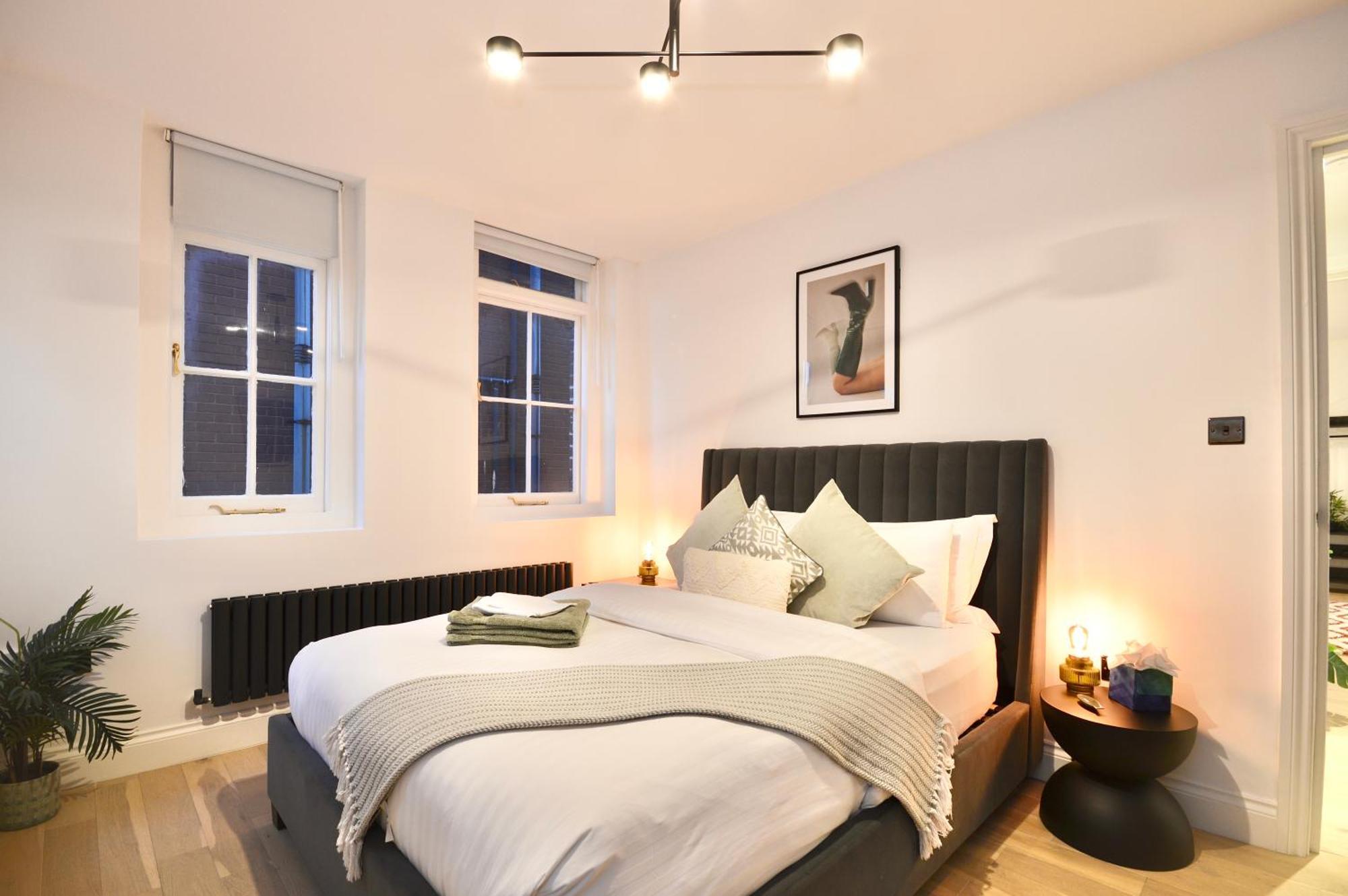 Newly Refurbished W/ River Views London Exterior photo